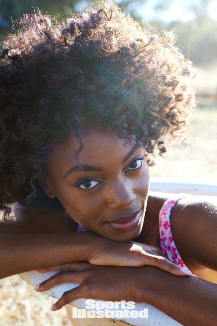 X163463_TK2_00731WMweb